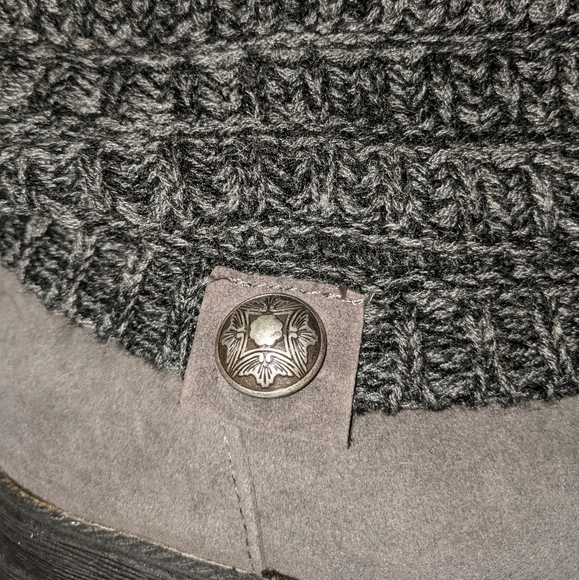 Muk Luks Gray Boots Size 10 - Picture 3 of 7